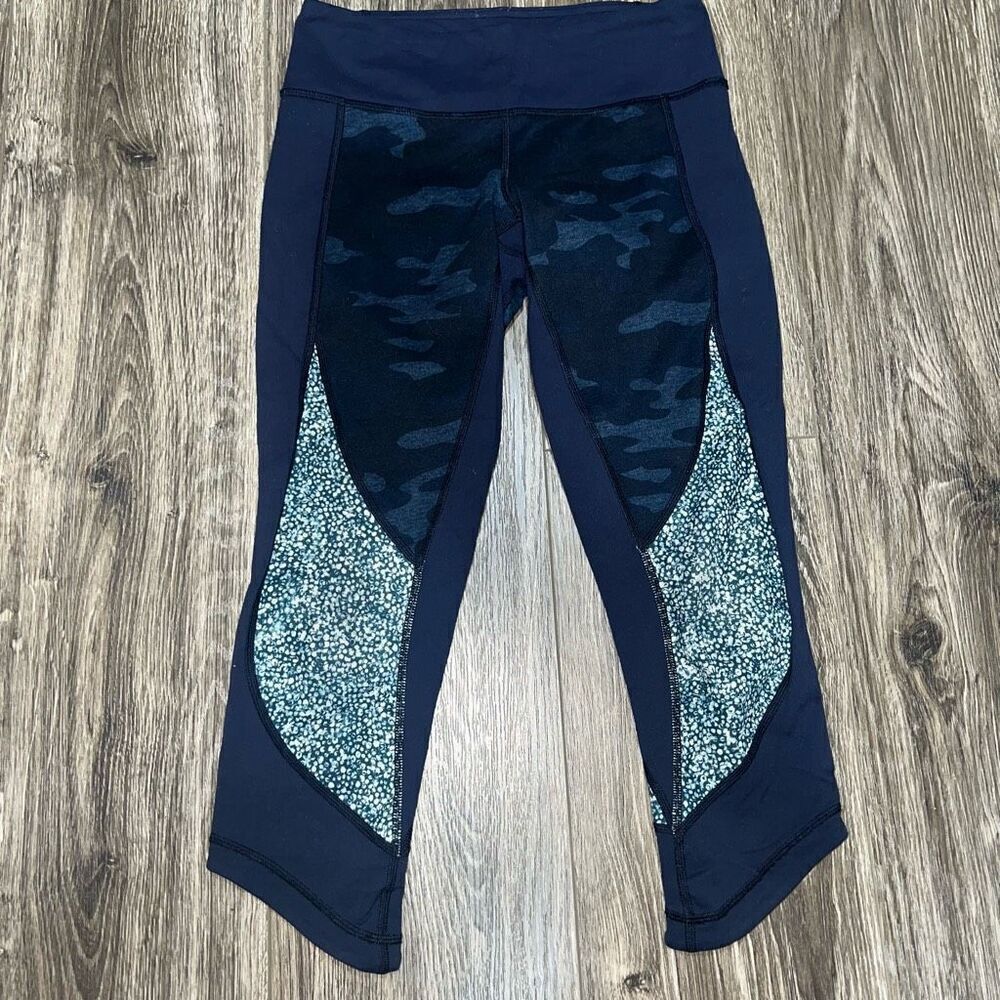 Lululemon Wunder Under Size 4 - image 1